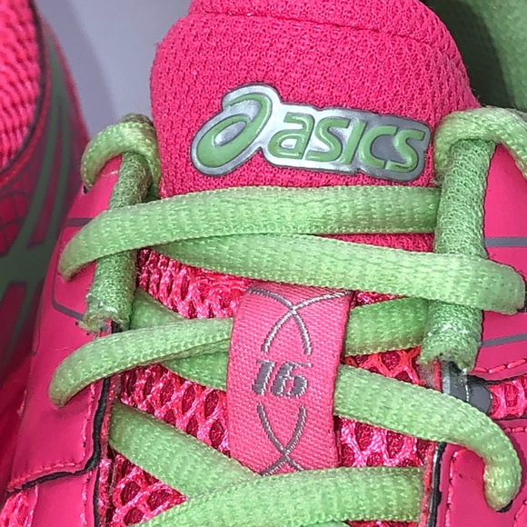 Asics Gel-Nimbus 16 Neon Pink Running Sneakers 6.5 - Picture 7 of 16